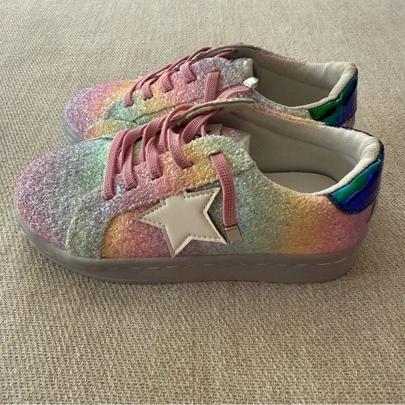 Lola + The Boys Ombré Glitter Star Sneakers - Picture 5 of 9